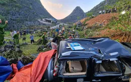 Đang chụp ảnh ở Mã Pì Lèng bị ô tô lùi trúng, rơi xuống hố sâu 56m
