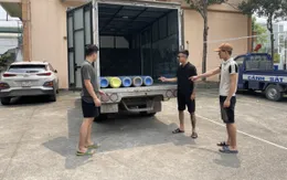 Quảng Ninh: Phát hiện, thu giữ số lượng lớn bình chứa khí cười