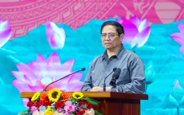 Thủ tướng: Lắng nghe trẻ em bằng trái tim, bảo vệ trẻ em bằng hành động