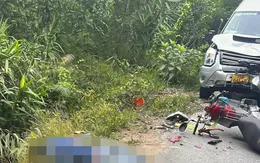 Xe máy tông trực diện ô tô khách, 2 người tử vong