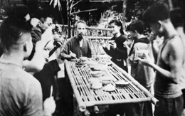 Tháng Năm nhớ Bác