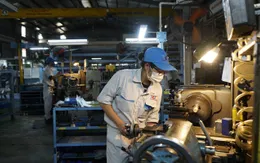 Cần chính sách căn cơ hỗ trợ công nhân lao động