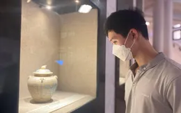 Khám phá triển lãm “Gốm cổ Bát Tràng"