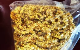 Nhân viên quét dọn trộm 3 gói vàng trị giá hơn 1 tỷ đồng của chủ