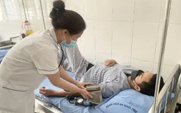 Sốc phản vệ nhập viện sau khi ăn ve sầu