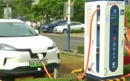 Trung Quốc vượt trội về bằng sáng chế pin, sạc xe điện