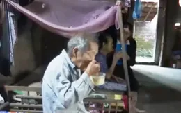 Bữa sáng yêu thương dành cho cụ già neo đơn và trẻ em khó khăn