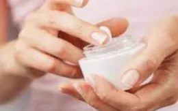 Thu hồi lô kem Vaseline Vitamin E kém chất lượng