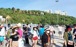 Khách Việt chuộng du lịch nước ngoài dịp hè