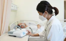 Hết ngủ ngáy lâu năm nhờ thở máy áp lực dương liên tục