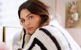 Kendall Jenner tuyên bố "lạc lõng trong gia đình của chính mình"