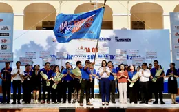 Không một thí sinh hay phụ huynh nào đơn độc trong mùa thi năm nay