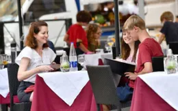 Nền kinh tế khu vực đồng Euro đã chậm lại đáng kể trong tháng 6