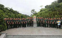 Giao lưu sĩ quan biên phòng hai nước Việt Nam - Lào