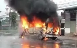 Đồng Nai: Ô tô đang lưu thông bốc cháy ngùn ngụt, hành khách hoảng loạn chạy thoát thân