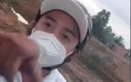 Nam thanh niên chặn, ném vỡ kính xe cứu thương đã rời khỏi địa phương