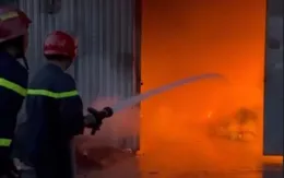 Thành phố Hồ Chí Minh: Giải cứu 4 người khỏi đám cháy lúc rạng sáng