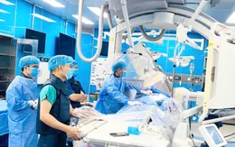 Can thiệp đóng ống động mạch, đóng thông liên nhĩ cho 3 bệnh nhi nhỏ tuổi