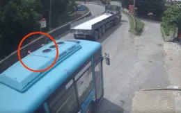 Vượt ẩu ở khúc cua, xe đầu kéo gây tai nạn chết người