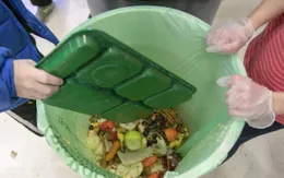 Gần 1/3 số người trên thế giới nấu ăn không hợp vệ sinh