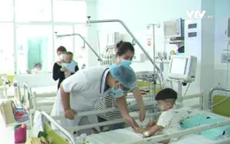 Cảnh báo trẻ mắc tay chân miệng chủng virus nguy hiểm