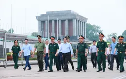 Thủ tướng kiểm tra công tác tu bổ Lăng Chủ tịch Hồ Chí Minh