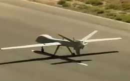 Iran ra mắt thiết bị bay quân sự thế hệ mới