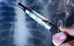 Hệ lụy khôn lường của thuốc lá điện tử