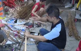 Làng làm hàng mã trước ngày Rằm tháng 7