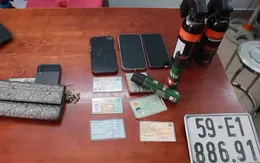 TP Hồ Chí Minh: Tạm giữ 2 đối tượng cướp giật tài sản mang bình xịt hơi cay