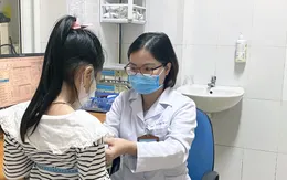 Cảnh báo gia tăng dậy thì sớm ở trẻ