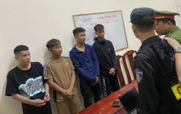 Giả danh Tổ công tác đặc biệt để chặn xe, trêu chọc người đi đường