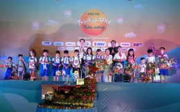 Cảnh sát biển mang "Trăng thu biên cương" đến với trẻ em đảo Phú Quý