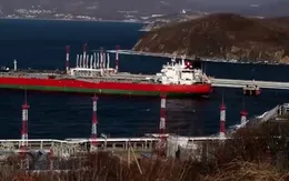 Phần lớn dầu của Nga tránh được mức giá trần của G7