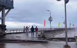 Khoảng 10.000 du khách bị kẹt ở đảo Phú Quốc