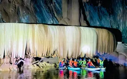 Quảng Bình phát hiện hang động mới