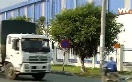 Tài xế than khổ vì loạt biển cấm dừng, đỗ trong khu công nghiệp