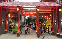 Giới trẻ TP Hồ Chí Minh hào hứng với không gian tái hiện Tết cổ truyền