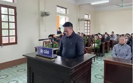 Cựu cán bộ xã tham ô tiền trợ cấp thờ cúng liệt sĩ lãnh 8 năm tù