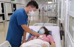 Nuốt mật cá trắm để trị bệnh, người phụ nữ phải nhập viện