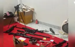 Mánh khóe của tội phạm mua bán trái phép vũ khí: Chia nhỏ linh kiện, gửi nhiều lần