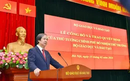 Công bố và trao Quyết định bổ nhiệm Thứ trưởng Bộ GD & ĐT