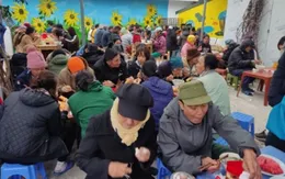 Bác sĩ Hòa và tâm nguyện sớm có thêm nhiều quán cơm ''Nụ cười Shinbi''