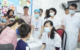 Bộ trưởng Bộ Y tế gửi thư cho cán bộ, nhân viên y tế nhân Ngày Thầy thuốc Việt Nam 27/2