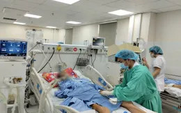 Cứu sống bệnh nhân liệt tứ chi, liệt cơ hô hấp sau hơn 6 tháng phụ thuộc thở máy