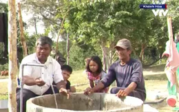 Niềm vui có nước sạch sinh hoạt của đồng bào Raglai dịp Tết