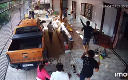 Truy tìm nhóm côn đồ chém hai người trọng thương tại nhà riêng