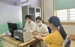 Ngứa toàn thân suốt 3 năm, một gia đình phát hiện nhiễm ký sinh trùng ghẻ