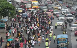 Philippines thay đổi giờ làm tại khu vực thủ đô để hạn chế tắc đường