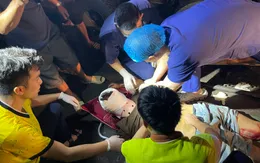 Cấp cứu bệnh nhân kẹt 2 tiếng trong xe tải sau tai nạn giao thông nghiêm trọng